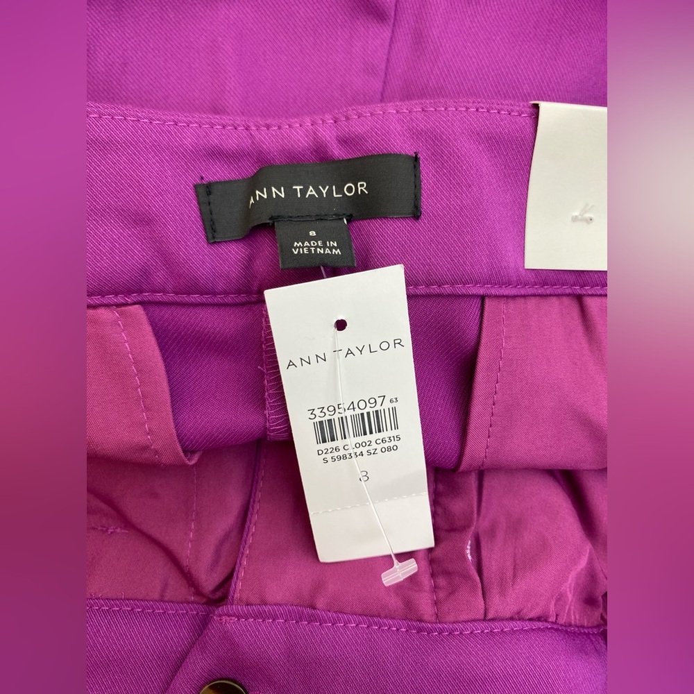 NWT Ann Taylor The Belted High Waist Taper Dress Pant in Twill Size 8
Work Wear - Picture 3 of 8